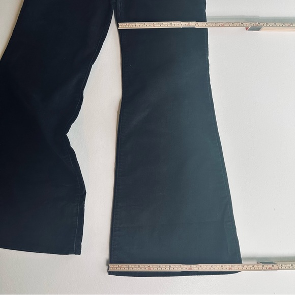 Levi's Ribcage Bell Jean Women 29x32 Black Corduroy High Rise Premium Wide Leg - Picture 8 of 11